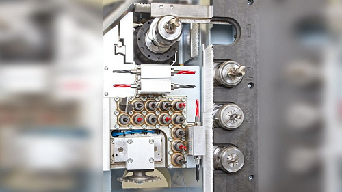 Сверлильный центр с ЧПУ вертикального типа DRILLTEQ V-200